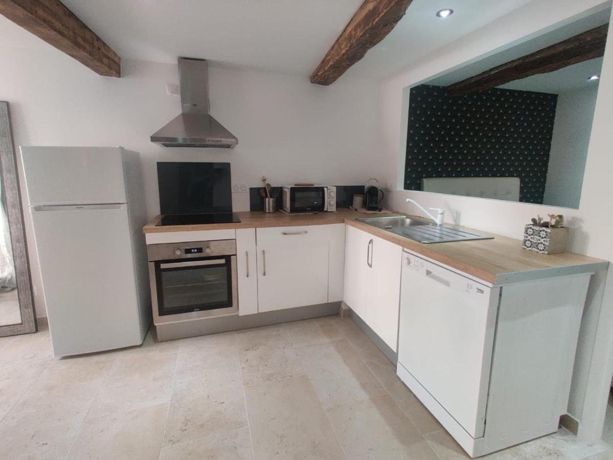 גרימו Logement Neuf Centre Du Village Aux Pieds Du Chateau מראה חיצוני תמונה