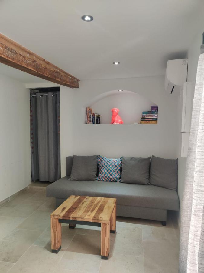 גרימו Logement Neuf Centre Du Village Aux Pieds Du Chateau מראה חיצוני תמונה